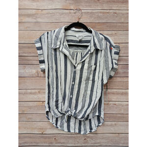 Japra Navy & White Striped Blouse. Size S. RS 99